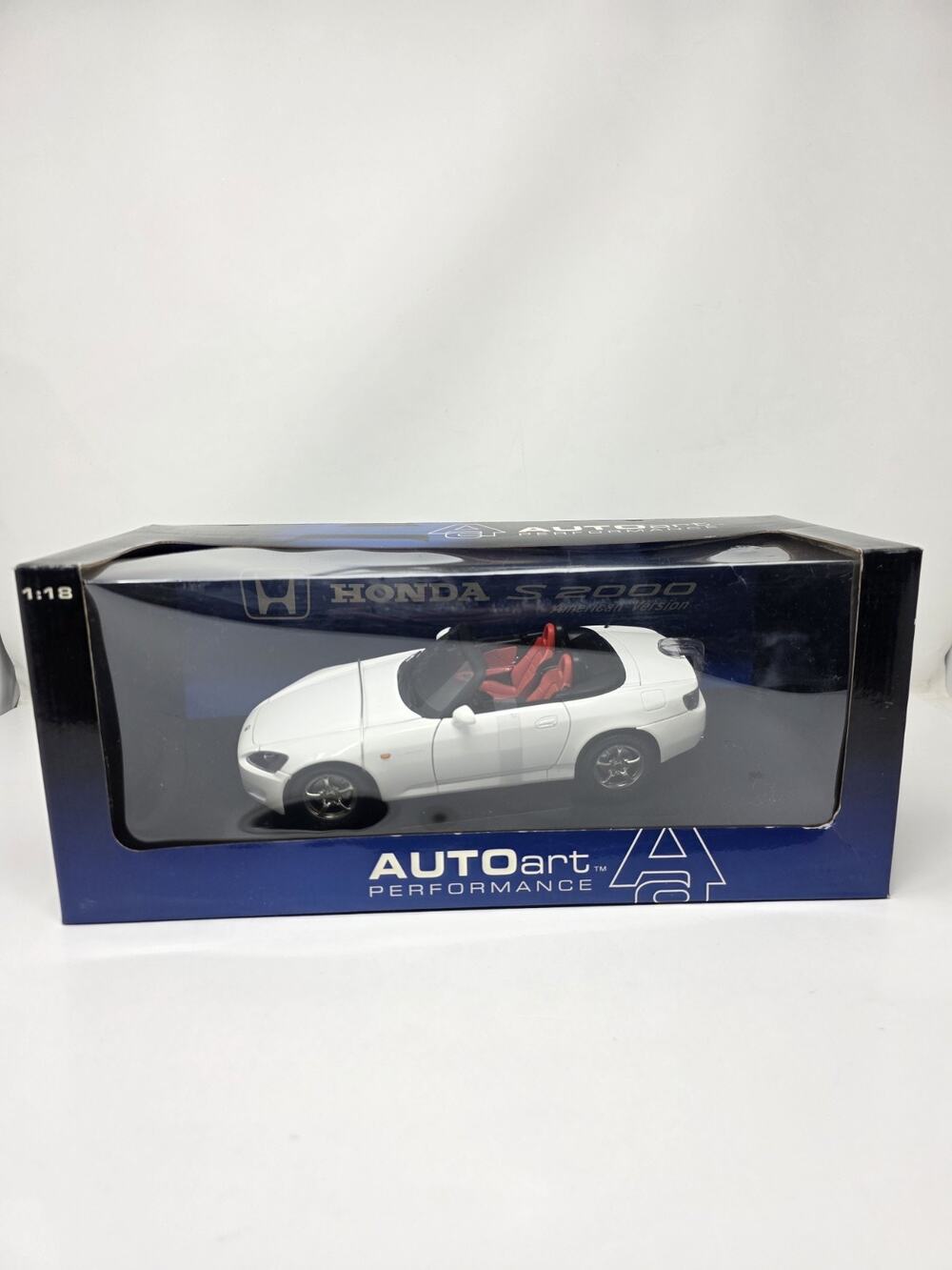 Autoart 1/18 Honda S2000 RHD White Mini Car New American Version In Box